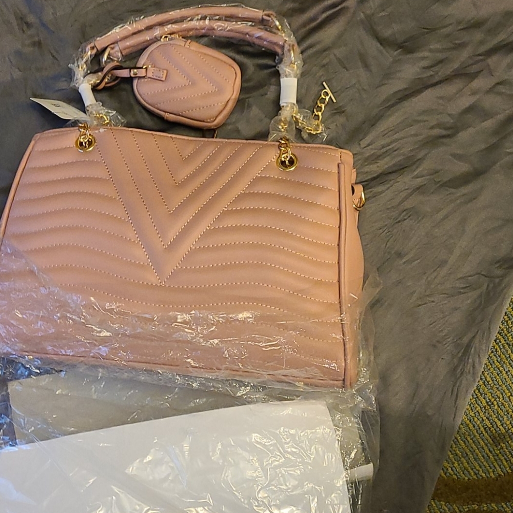 Mauve quilted patterned purse